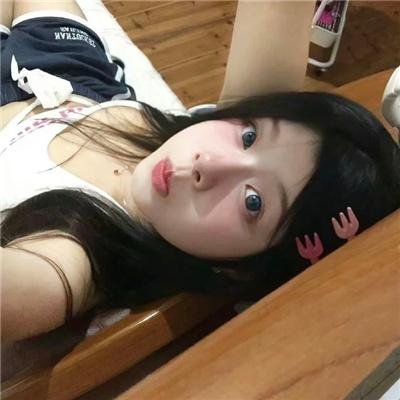昂首于黑暗城市